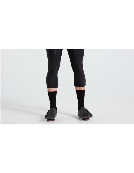 PERNERAS SPECIALIZED THERMAL KNEE